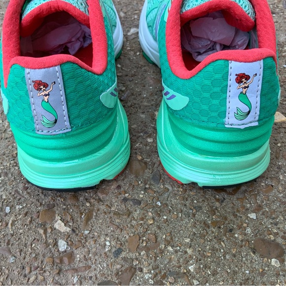NEW Ariel runDisney New Balance women’s running shoes - Picture 12 of 15